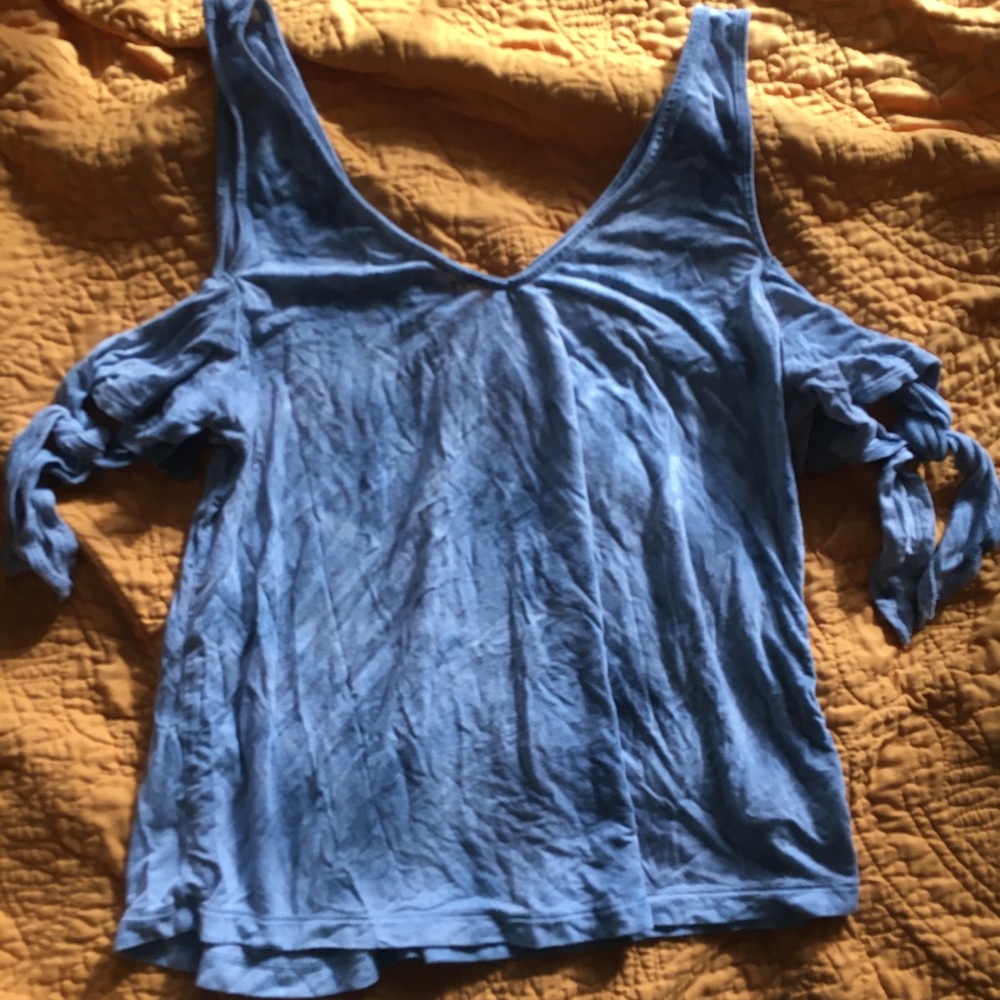 American Eagle top